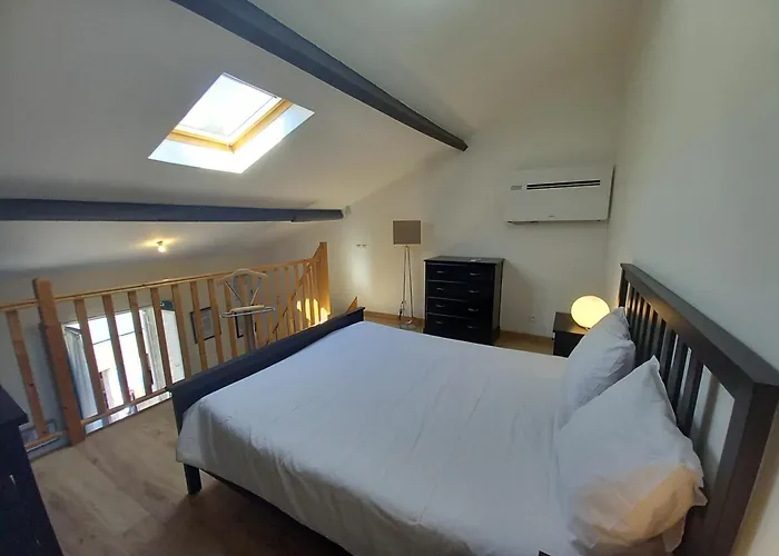 Les Logis Des Vignobles Saint Emilion En Duplex N 2 Avec Terrasse